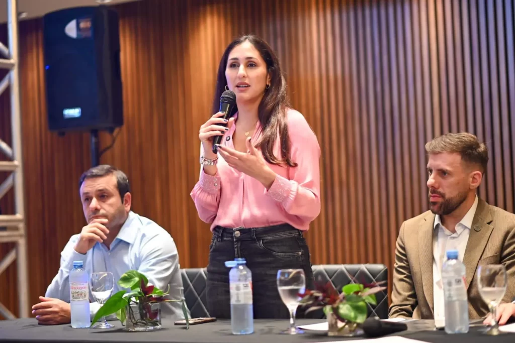 Paula Franco en congreso